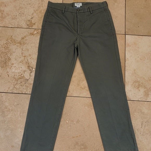 Brand - Dockers - Picture 3 of 5